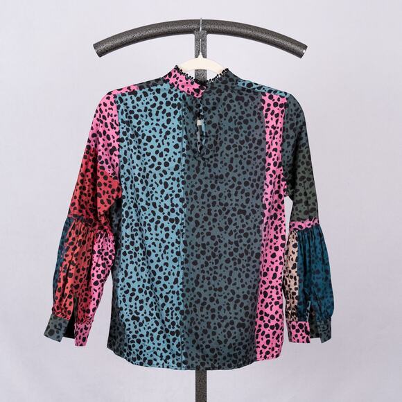 Vilagallo Women's Multicolor Animal Print Top US Size SMALL Colorful Playful Fun - Picture 5 of 10